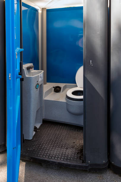 Best Portable restroom trailer rental  in St Regis Park, KY